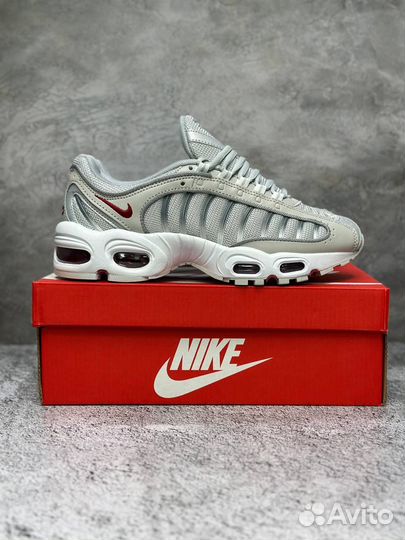 Удобные Nike Air Max Tailwind