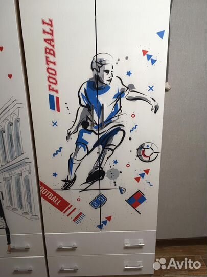 Шкаф в детскую