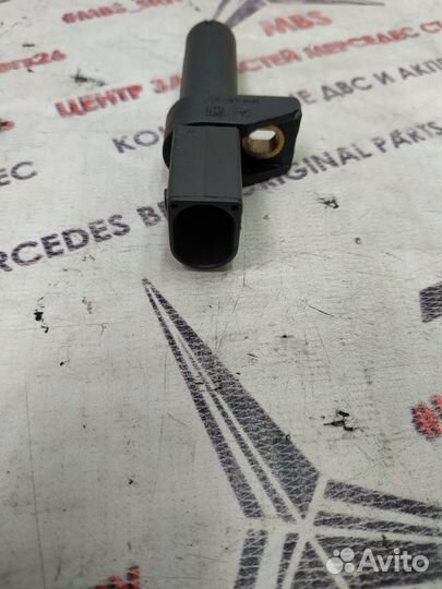 Датчик коленвала Mercedes