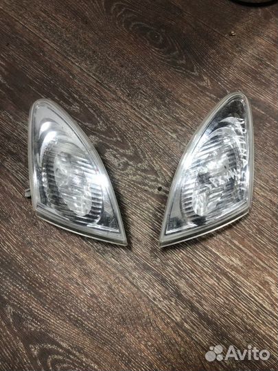 Поворотник Mazda Premacy CP8 FP