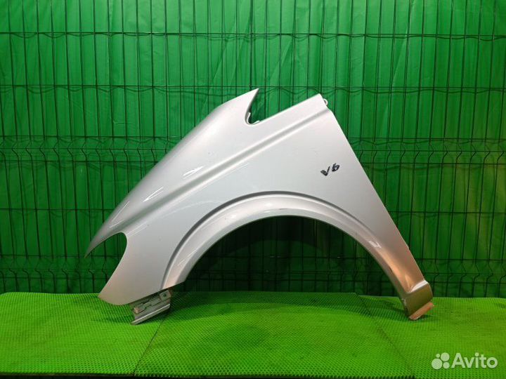 Крыло переднее левое Mercedes-Benz V W639