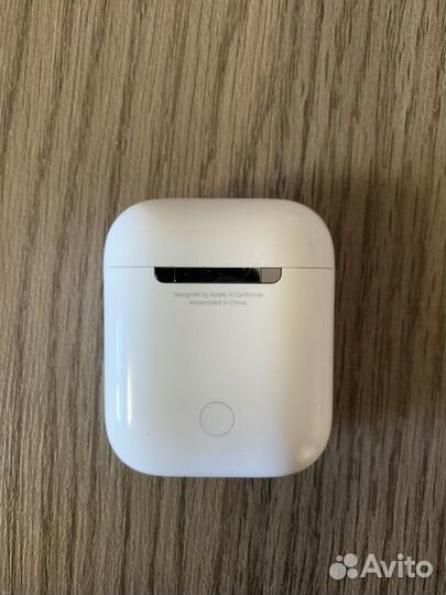 Apple AirPods 2