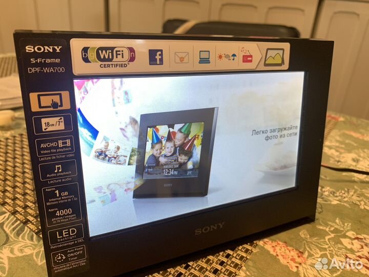 Цифровая фоторамка sony бронь до 11 августа