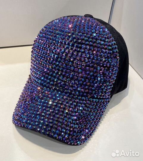 Бейсболка женская со стразами