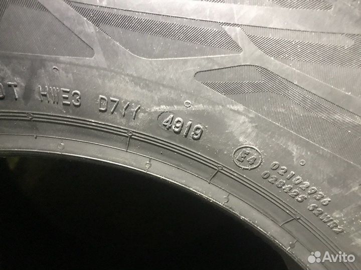 Continental ContiEcoContact 5 215/65 R17