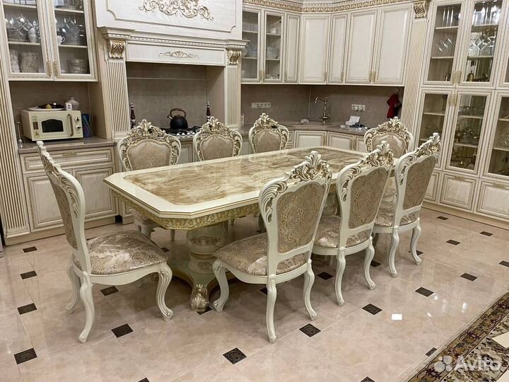Столы и стулья новые