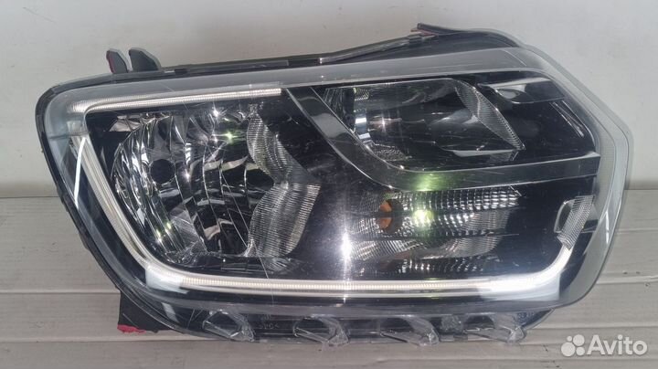 Renault Duster 2 c 21 фара правая