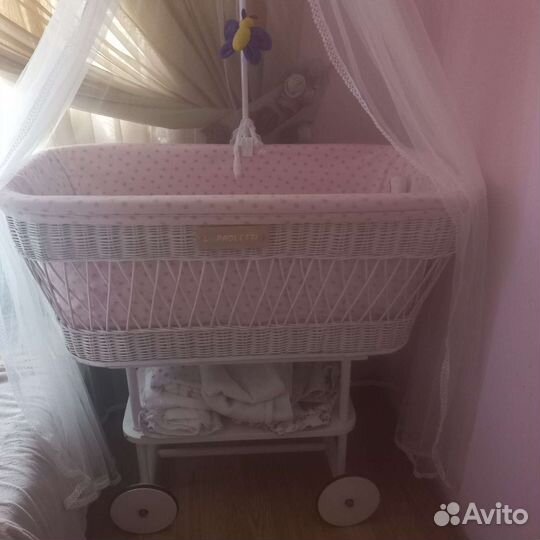 Кровать с балдахином