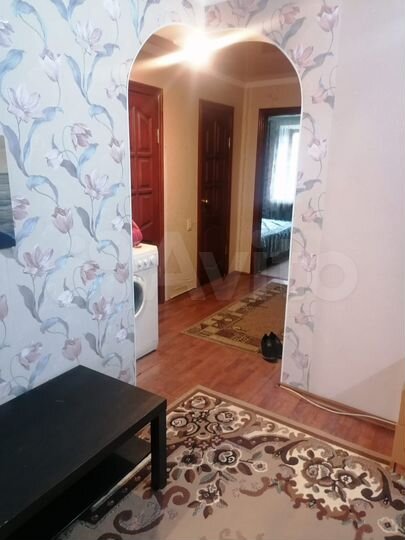 2-к. квартира, 50 м², 1/6 эт.