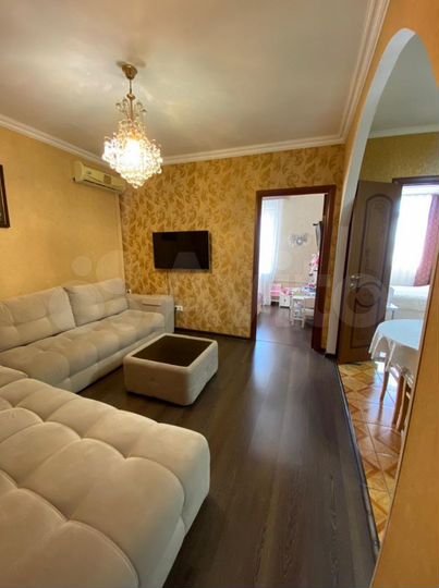 2-к. квартира, 50 м², 3/9 эт.