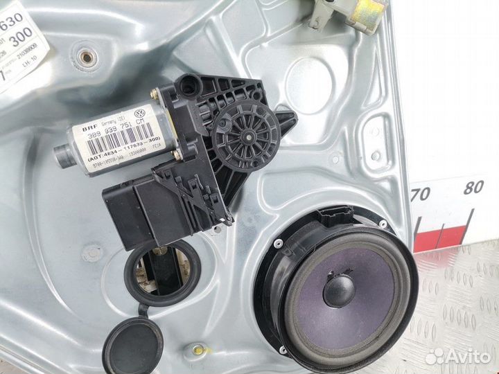 Стеклоподъемник электрический задний левый