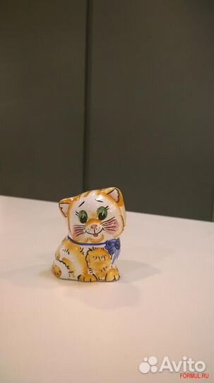 219811 Статуэтка Котенок с синим бантом