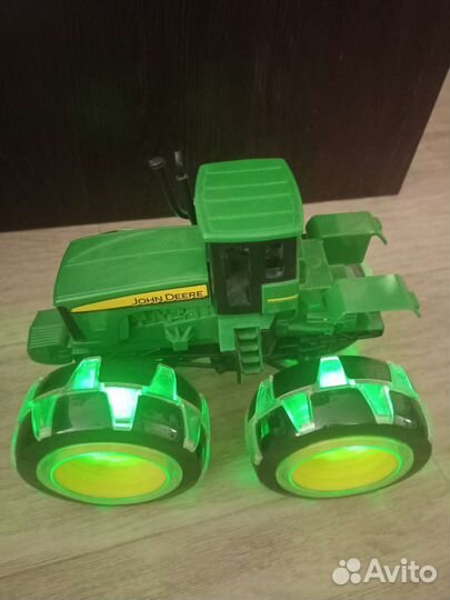 Детский трактор