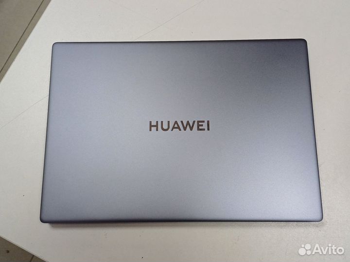 Новый ноутбук Huawei MateBook D 16 i3 1215U/8/512