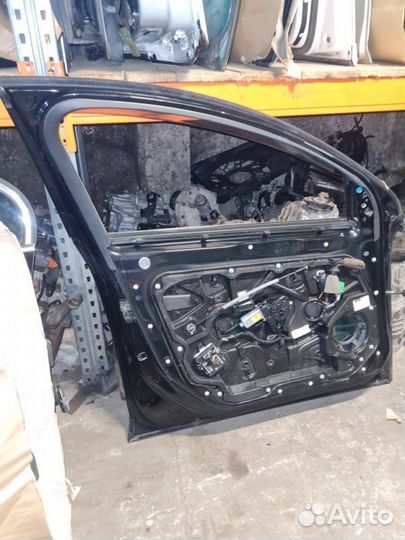 Дверь передняя левая Volvo S60 P3 B6304T 3.0 2012