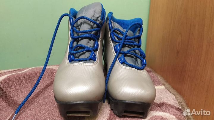 Лыжные ботинки детские