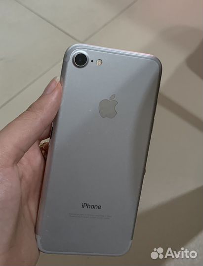 Телефон iPhone 7 32gb