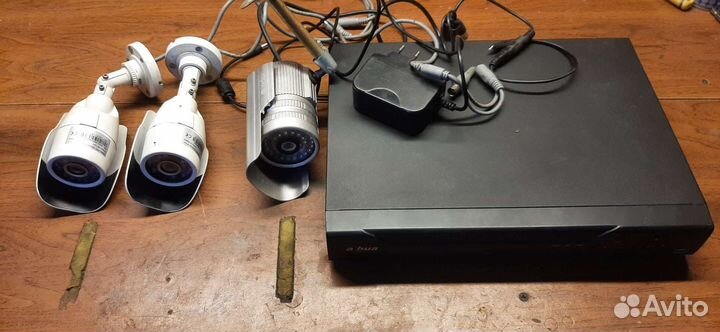 Видеорегистратор 4х канальный Dahua