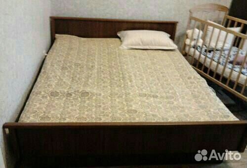 Кровать