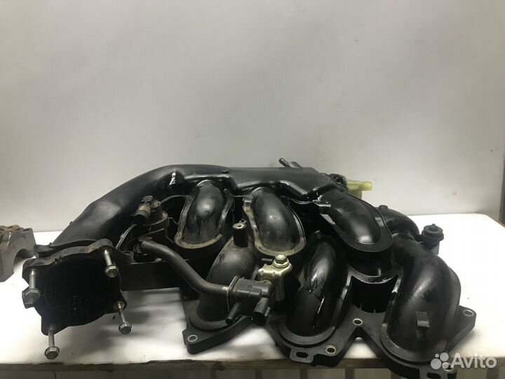 Впускной коллектор Lexus IS250