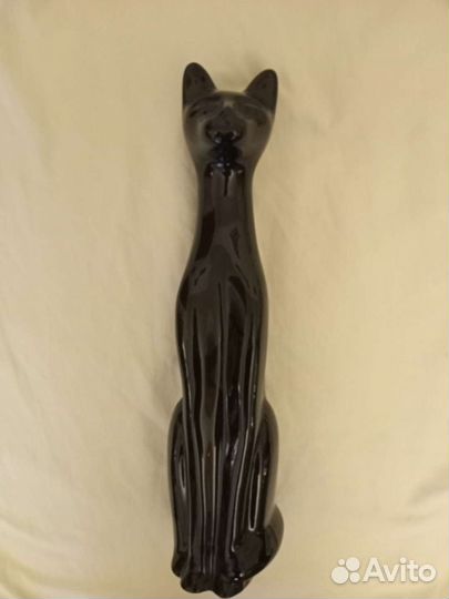 Статуэтка Кошка