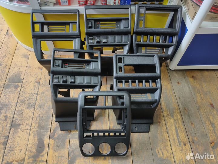 Накладная консоль niva