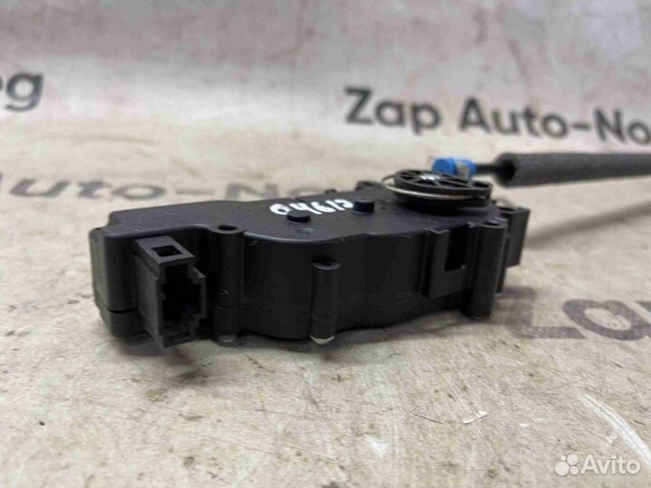 Механизм подъема крышки багажника Mercedes-Benz