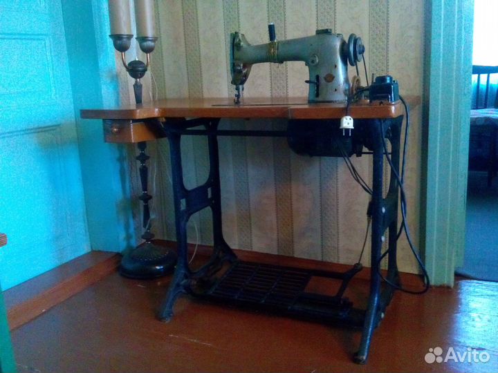 Швейная машинка