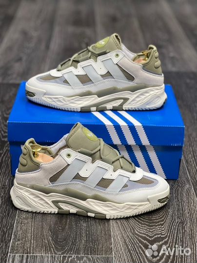 Кроссовки Adidas Niteball