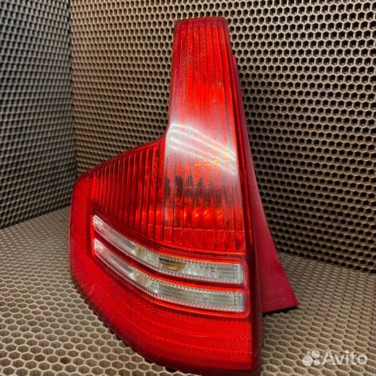 Фонарь задний левый Citroen C4 2005