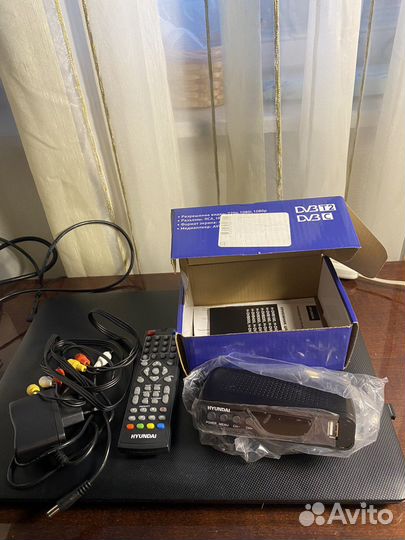 Цифровой тв приемник Hyundai H-DVB520
