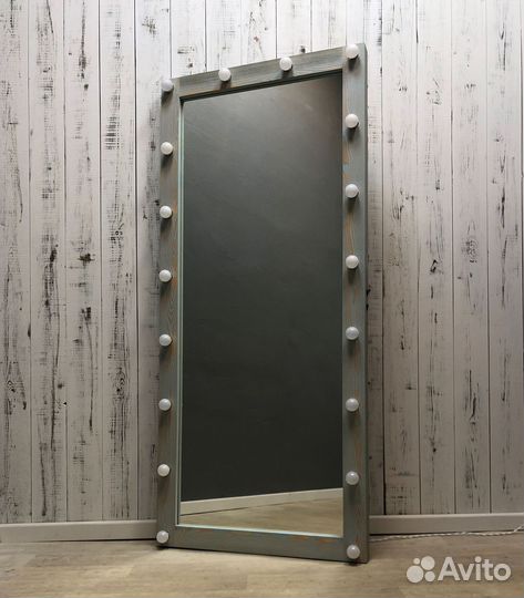 Зеркало с подсветкой