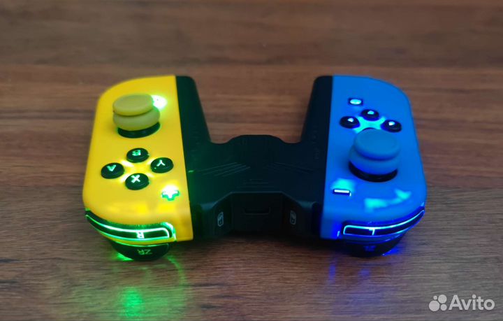 Джойконы Nintendo Joycon - Fortnite Edition (DFS)