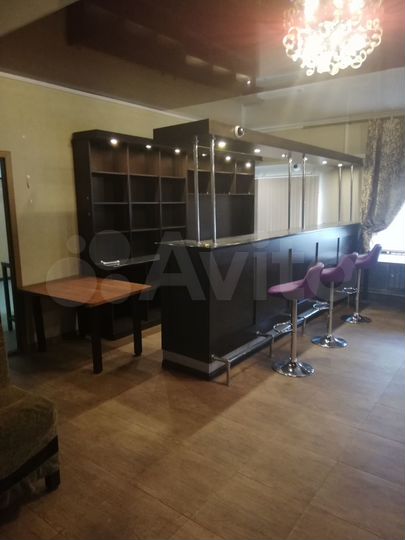 Помещение под кафе, с мебелью, 170 м²