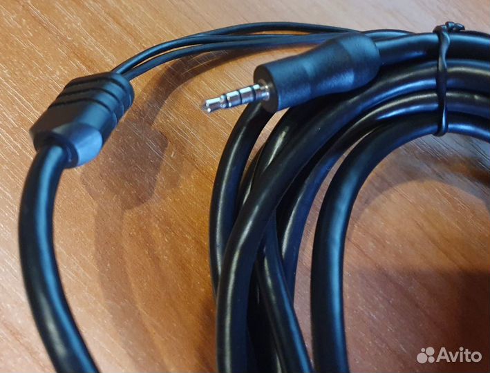 Audio Cable, 3.5 mm jack plug - 3 RCA plugs 3 м