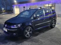 Volkswagen Touran 1.4 AMT, 2012, 169 000 км, с пробегом, цена 1 000 000 руб.