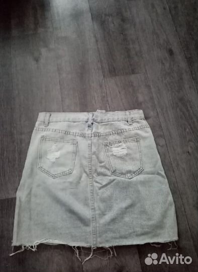 Джинсовая мини-юбка