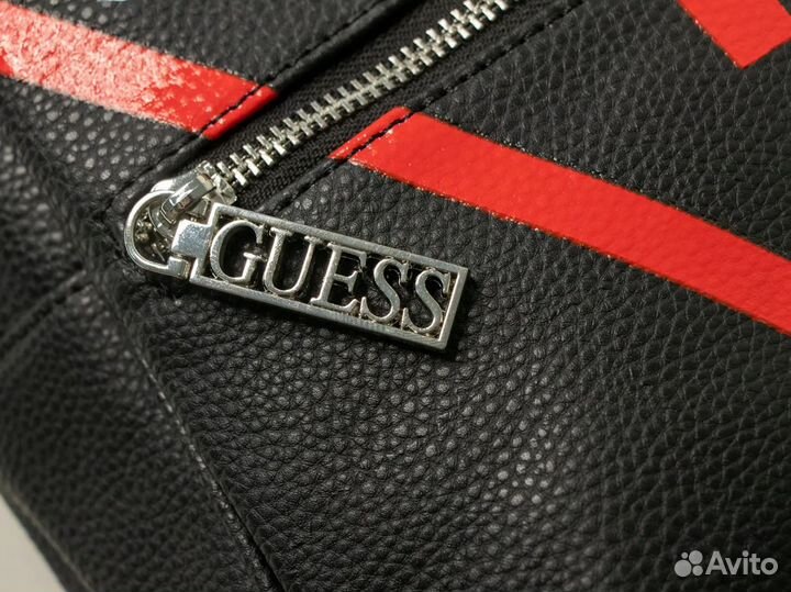 Рюкзак городской Guess