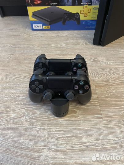 Sony PS4 slim 1tb + 70 игр + 2 геймпада