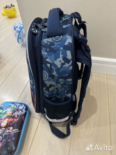 Портфель школьный для мальчика marvel