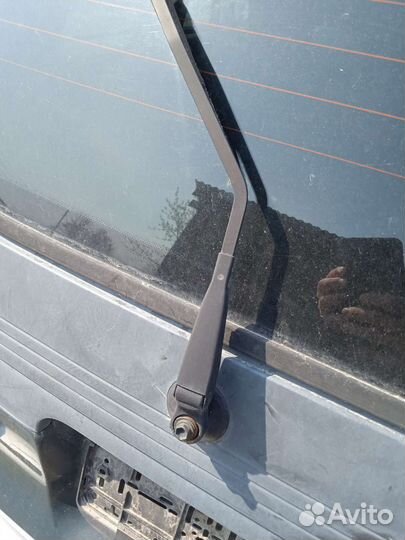 Поводок дворника задний Mitsubishi RVR N11W