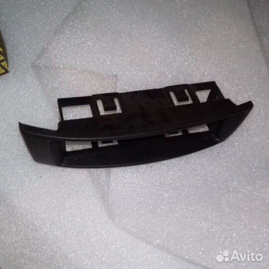 Рамка для магнитолы на Рено Меган/Сценик 1