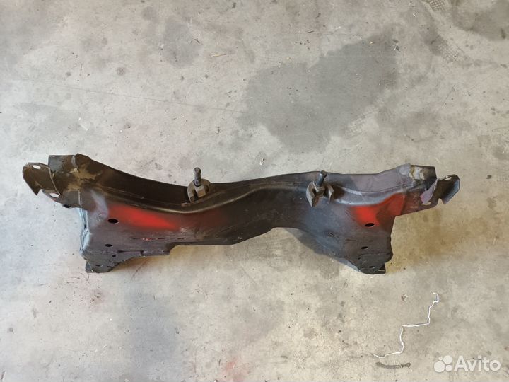 Подрамник передний на mitsubishi lancer 9