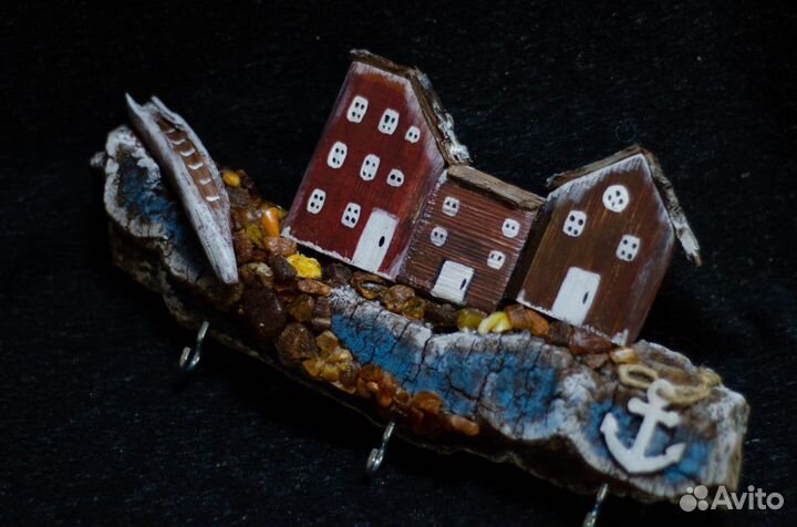 Ключницы дрифтвуд с янтарем