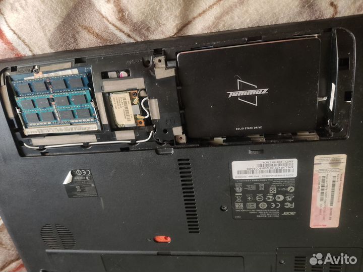 Ноутбук i3/SSD/8GB Bad