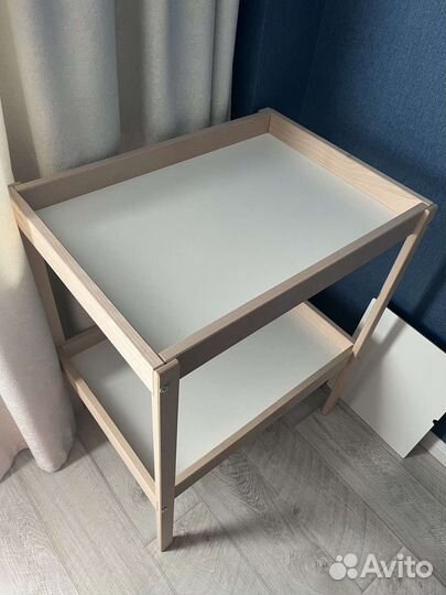 Пеленальный столик