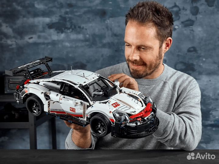 Lego Technic 42096 Porsche 911 RSR