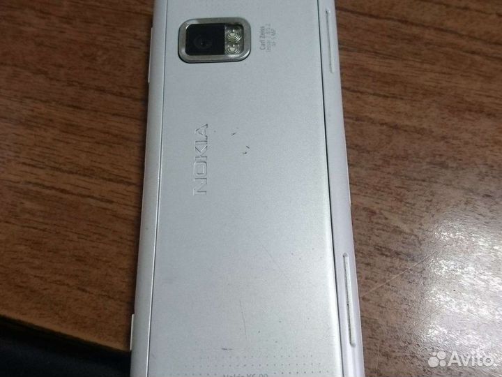 Nokia X6, 8 ГБ