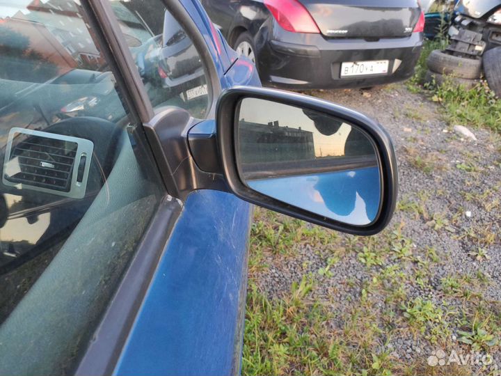 Зекло правое пежо 307 цвет синий