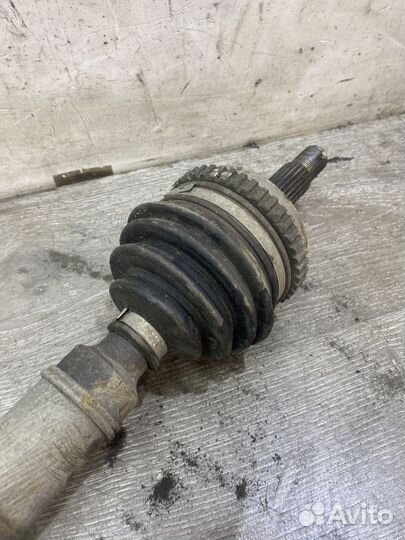 Привод передний правый ваз (LADA) Priora